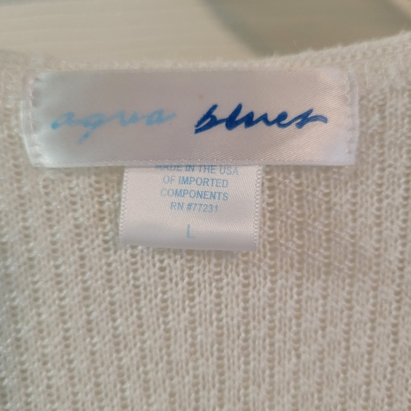 Sweater - Picture 2 of 3